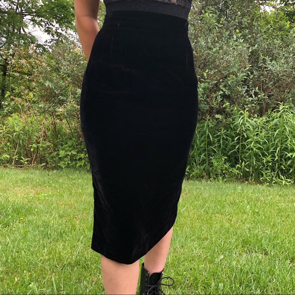vintage velvet pencil skirt